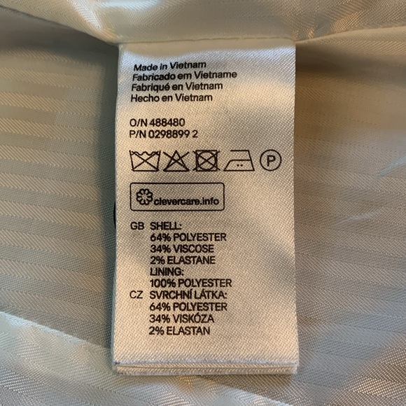 H&M Blazer - Picture 5 of 13